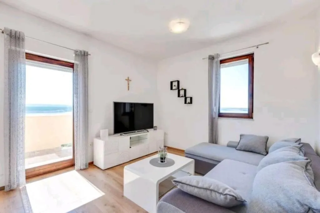 Holiday Home Luana Maslenica Croatia