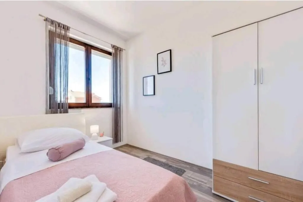 Holiday Home Luana 마슬레니차